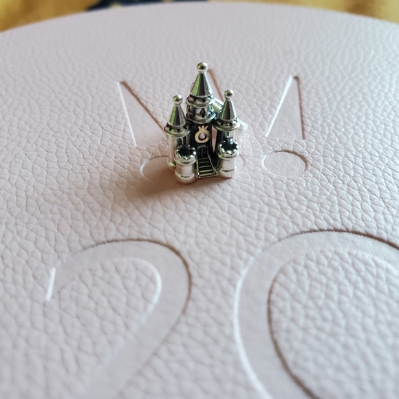 Pandora two-tone Castle Charm SOLD - Picture 7 of 8